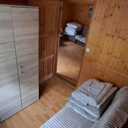 Jabloniowy Zakatek Kwatera prywatna *